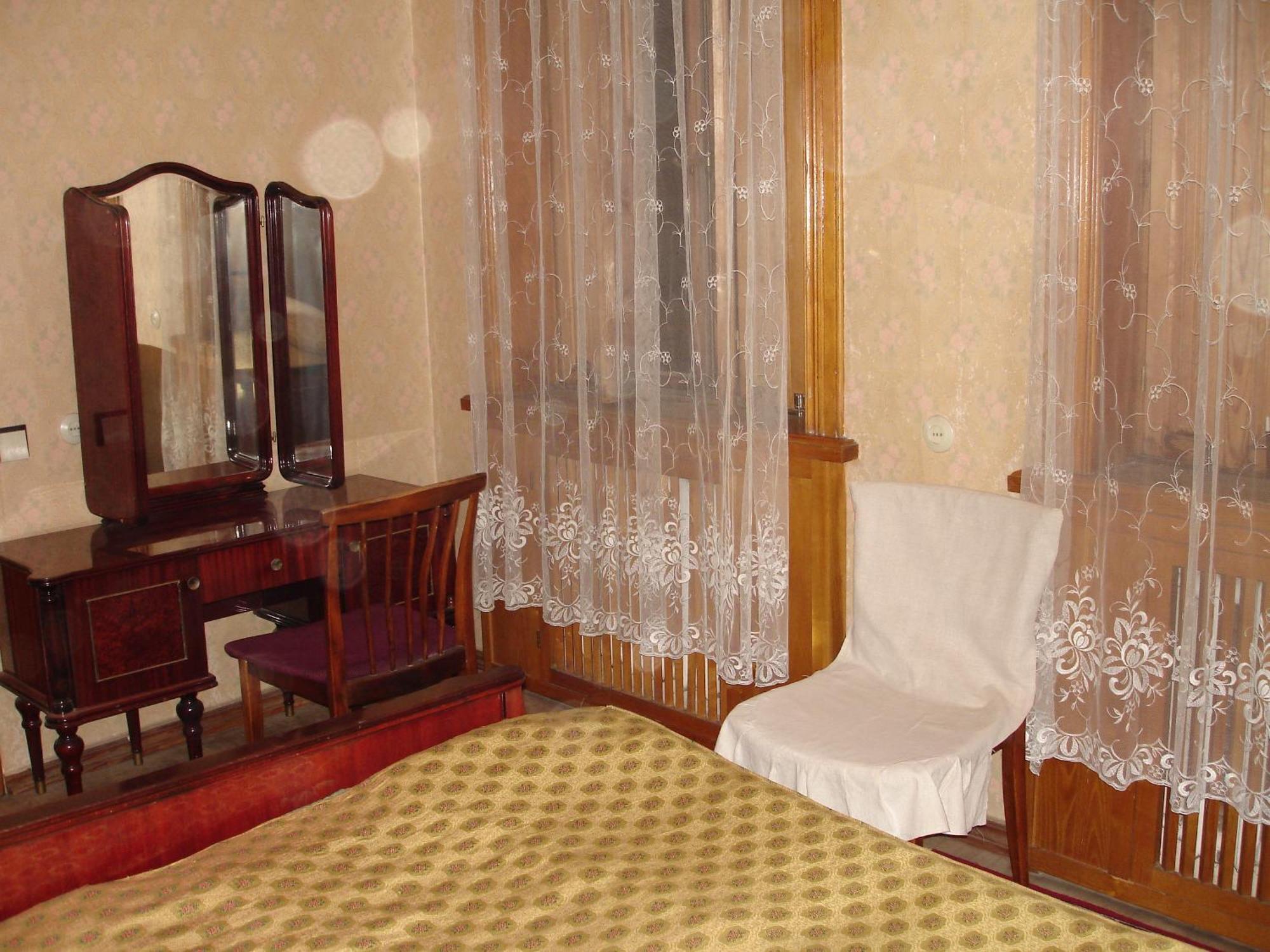 Guest House Deda Lali Кутаиси Екстериор снимка